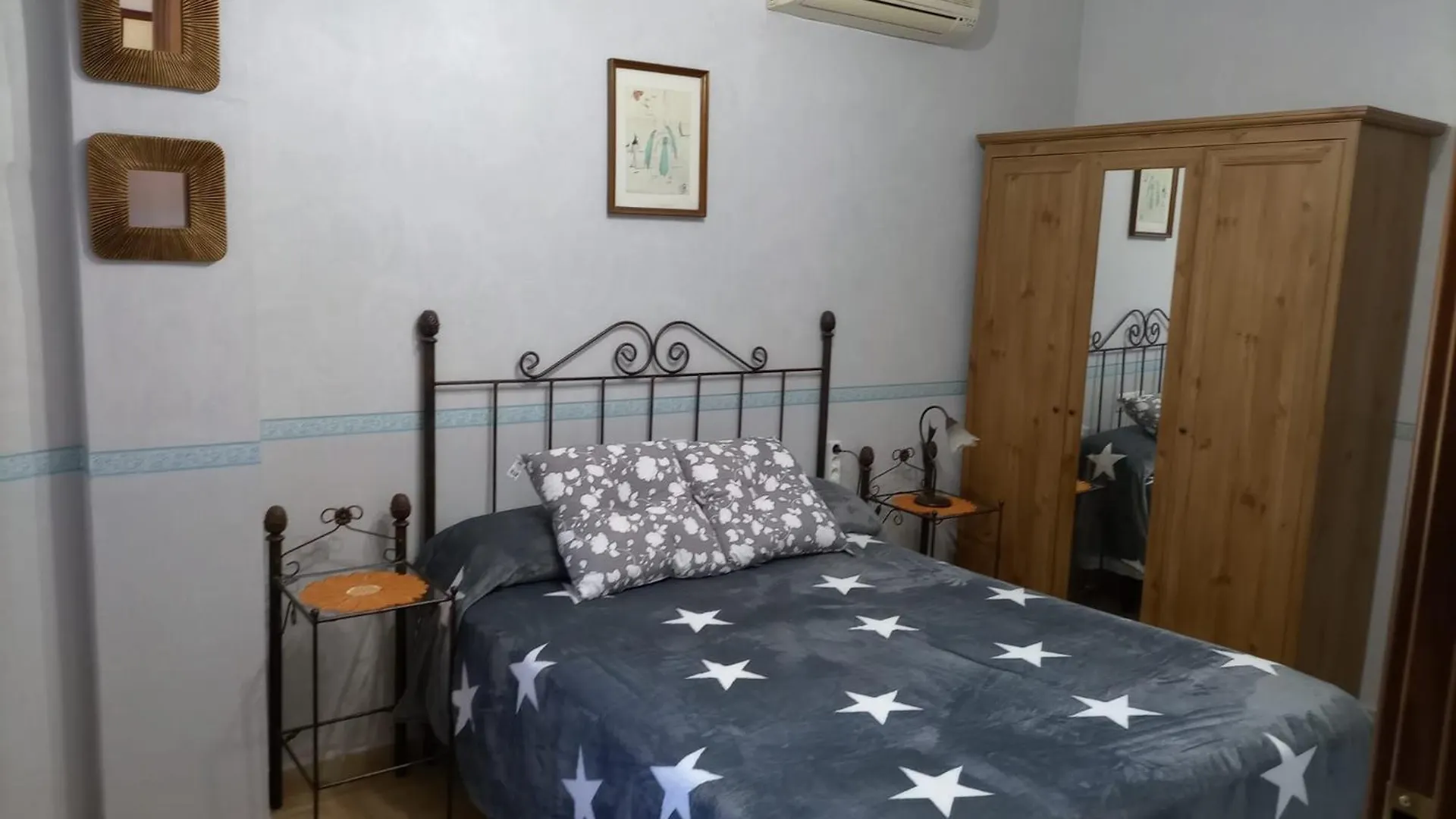 Venta De Abajo Apartment El Castillo de las Guardas