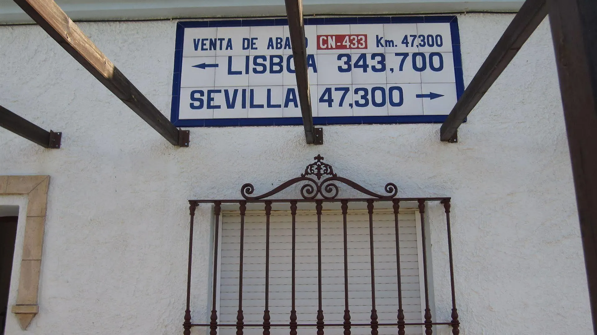 Venta De Abajo Apartment El Castillo de las Guardas